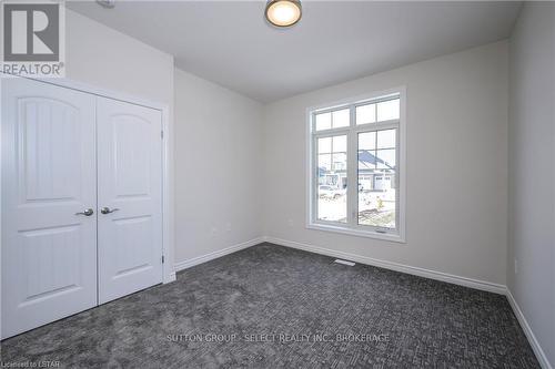 7 Spruce Crescent, North Middlesex (Parkhill), ON - Indoor Photo Showing Other Room