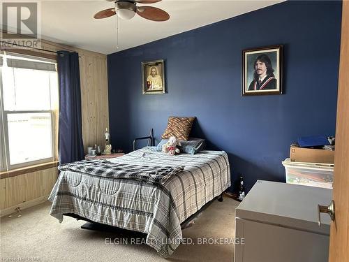 33, #24 Pitt Street, Bayham (Port Burwell), ON - Indoor Photo Showing Bedroom