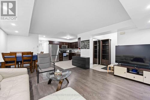620 - 140 Widdicombe Hill Boulevard, Toronto, ON - Indoor Photo Showing Living Room