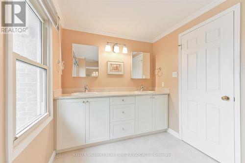 3199 Vanderbilt Road, Mississauga, ON - Indoor Photo Showing Bathroom
