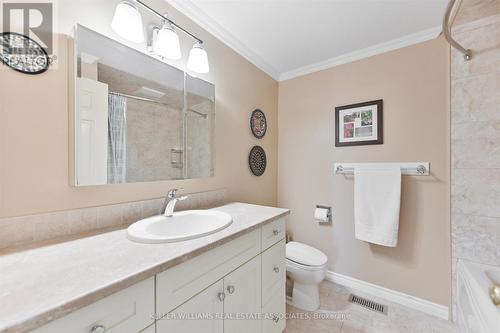 3199 Vanderbilt Road, Mississauga, ON - Indoor Photo Showing Bathroom
