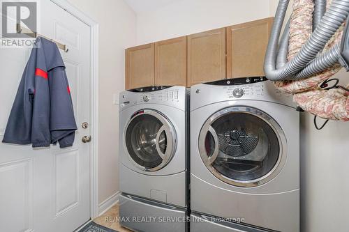 31 Junetown Circle, Brampton, ON - Indoor Photo Showing Laundry Room