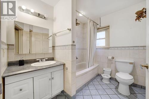 435 Ellerslie Avenue, Toronto, ON - Indoor Photo Showing Bathroom