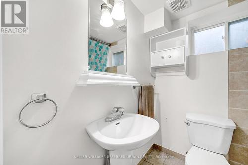 435 Ellerslie Avenue, Toronto, ON - Indoor Photo Showing Bathroom