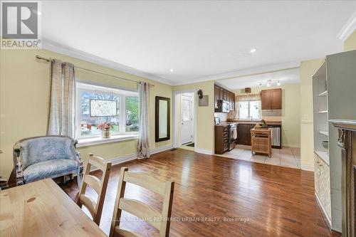 435 Ellerslie Avenue, Toronto, ON - Indoor Photo Showing Living Room