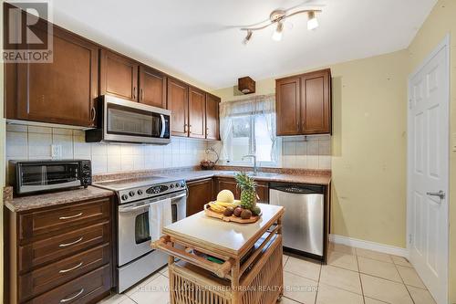 435 Ellerslie Avenue, Toronto, ON - Indoor Photo Showing Kitchen