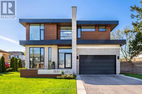 1337 Waverly Avenue, Oakville (Bronte East), ON - Outdoor With Facade