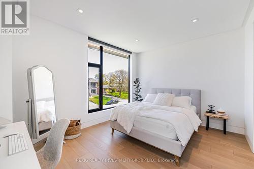 1337 Waverly Avenue, Oakville (Bronte East), ON - Indoor Photo Showing Bedroom