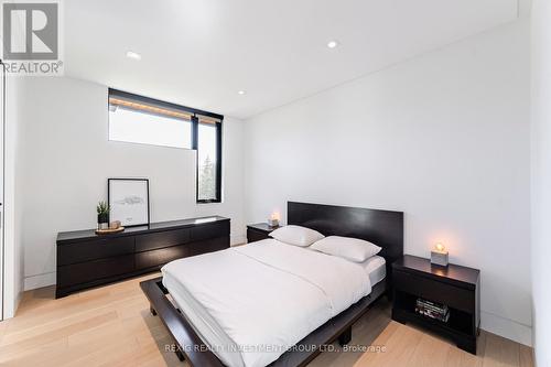 1337 Waverly Avenue, Oakville (Bronte East), ON - Indoor Photo Showing Bedroom