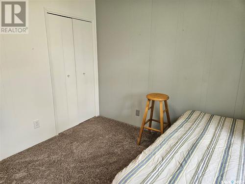 122 4Th Avenue Ne, Swift Current, SK - Indoor Photo Showing Bedroom