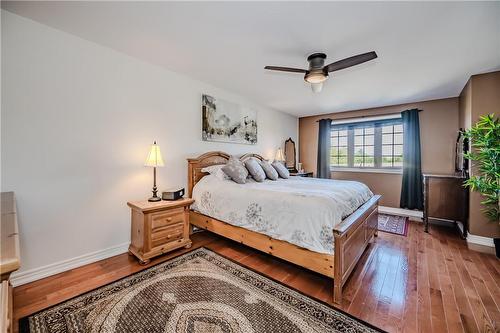Spacious master bedroom fits King size bed easily. - 5255 Dryden Avenue, Burlington, ON - Indoor Photo Showing Bedroom