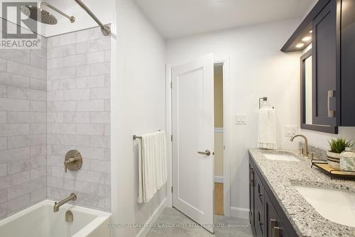 25 Hyde Park, Belleville, ON - Indoor Photo Showing Bathroom