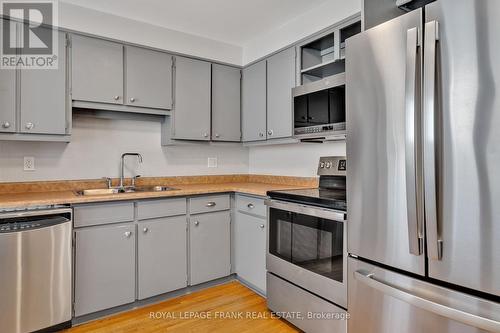 905 Cumberland Avenue, Peterborough, ON - Indoor Photo Showing Kitchen With Stainless Steel Kitchen With Double Sink