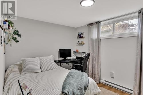 905 Cumberland Avenue, Peterborough, ON - Indoor Photo Showing Bedroom