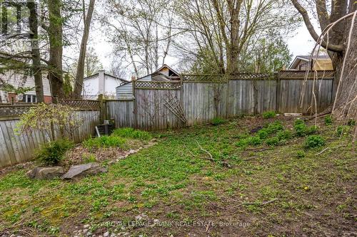 905 Cumberland Avenue, Peterborough, ON - Outdoor With Backyard