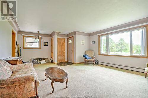 940 Dolson Road, Essex, ON - Indoor Photo Showing Other Room