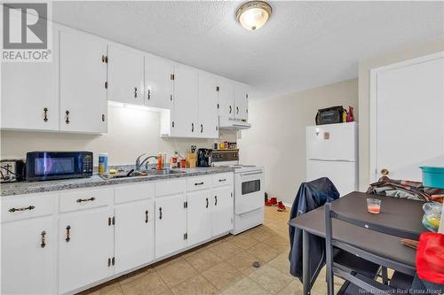 139 Duke Street, Saint John, NB - Indoor Photo Showing Kitchen With Double Sink