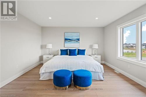 2106 Tokala Trail Trail, London, ON - Indoor Photo Showing Bedroom