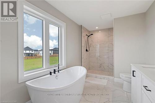 2106 Tokala Trail Trail, London, ON - Indoor Photo Showing Bathroom