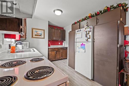 48 Anchorage Road, Conception Bay South, NL - Indoor Photo Showing Kitchen