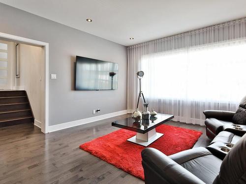 Salle familiale - 3890 Rue La Fredière, Longueuil (Saint-Hubert), QC - Indoor Photo Showing Living Room