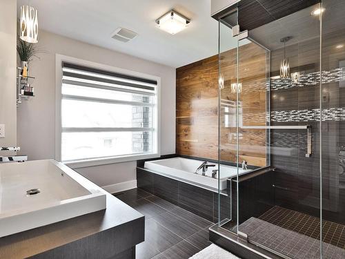 Salle de bains - 3890 Rue La Fredière, Longueuil (Saint-Hubert), QC - Indoor Photo Showing Bathroom
