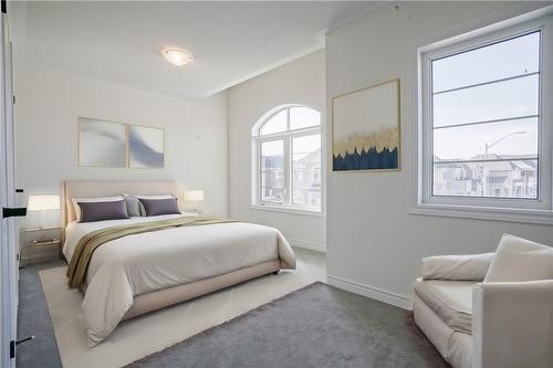 3906 Leonardo Street, Burlington, ON - Indoor Photo Showing Bedroom