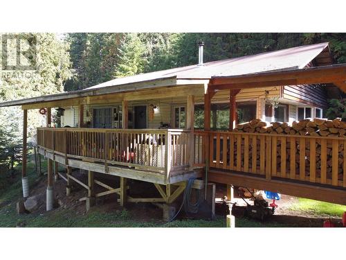 8749 6 Highway, Silverton, BC - Outdoor With Deck Patio Veranda