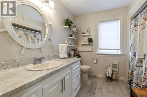 1538 Route 475, Bouctouche Bay, NB - Indoor Photo Showing Bathroom