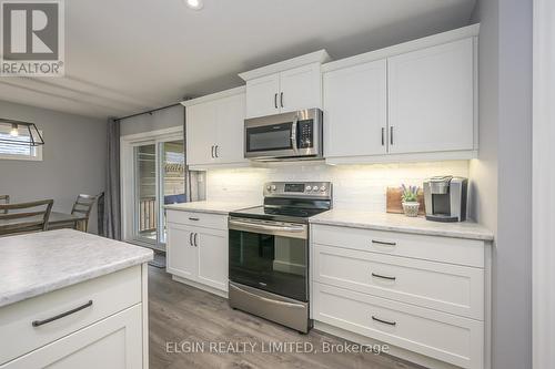 7 Fox Hollow Court, St. Thomas, ON - Indoor Photo Showing Kitchen