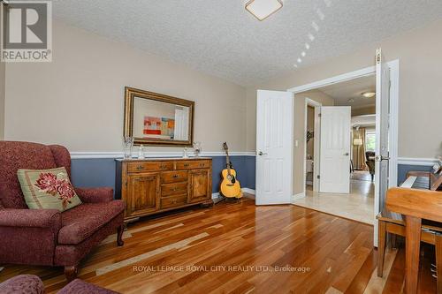 22 Carrington Place, Guelph, ON - Indoor