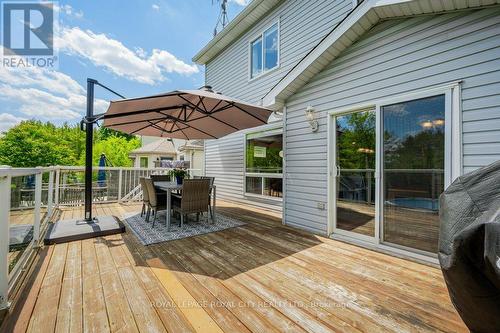 22 Carrington Place, Guelph, ON - Outdoor With Deck Patio Veranda With Exterior