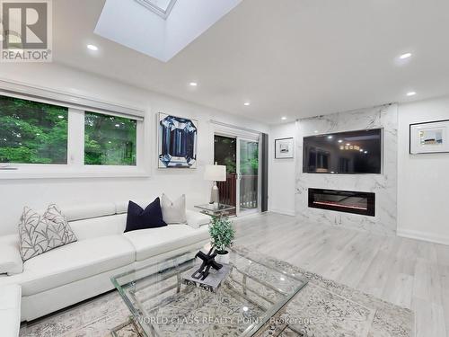 60 Kleins Ridge Road, Vaughan, ON - Indoor Photo Showing Living Room With Fireplace