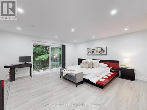 60 Kleins Ridge Road, Vaughan, ON - Indoor Photo Showing Bedroom