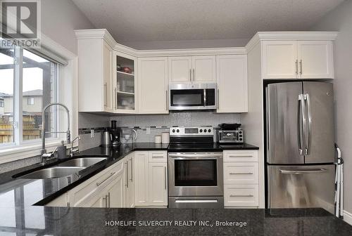 27 Kedwell Street, Cambridge, ON - Indoor Photo Showing Kitchen With Double Sink With Upgraded Kitchen