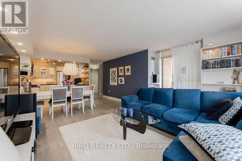 1407 - 3845 Lake Shore Boulevard W, Toronto (Long Branch), ON - Indoor Photo Showing Living Room