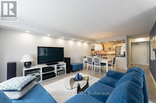 1407 - 3845 Lake Shore Boulevard W, Toronto (Long Branch), ON - Indoor Photo Showing Living Room