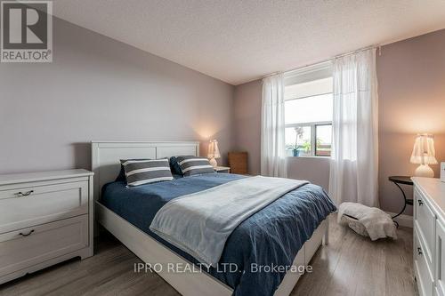 1407 - 3845 Lake Shore Boulevard W, Toronto (Long Branch), ON - Indoor Photo Showing Bedroom