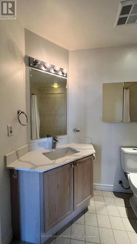 510 - 1 Leaside Park Drive, Toronto (Thorncliffe Park), ON - Indoor Photo Showing Bathroom