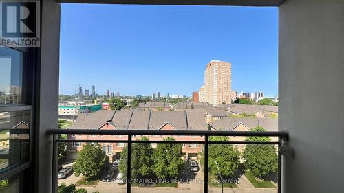 510 - 1 Leaside Park Drive, Toronto (Thorncliffe Park), ON -  With Balcony