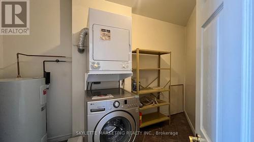 510 - 1 Leaside Park Drive, Toronto (Thorncliffe Park), ON - Indoor Photo Showing Laundry Room