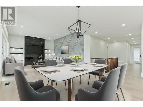 3802 Torrey Pines Drive, Osoyoos, BC - Indoor Photo Showing Dining Room