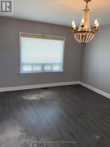 11900 Hwy 27, Vaughan, ON - Indoor Photo Showing Other Room