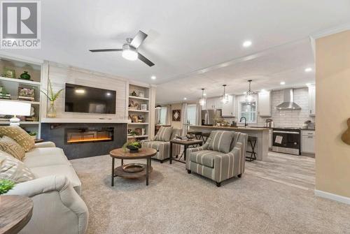 2761 Oil Heritage Road Unit# 37, Oil Springs, ON - Indoor Photo Showing Living Room With Fireplace