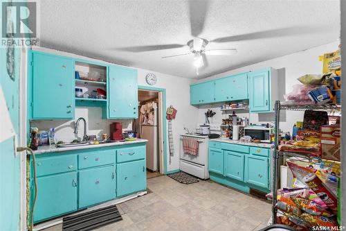 1624 19Th Street W, Saskatoon, SK - Indoor Photo Showing Kitchen