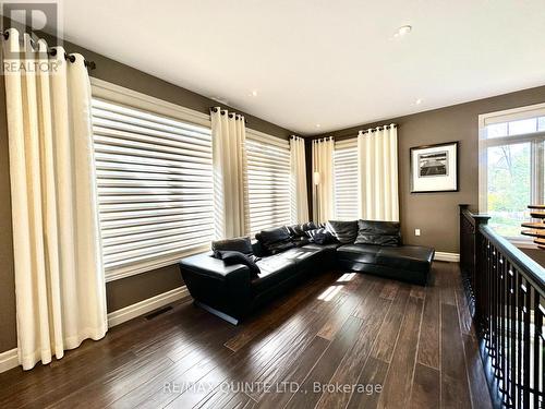 22 Kalnay Lane, Belleville, ON - Indoor Photo Showing Living Room