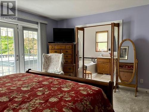 3887 Mountainview Avenue, Terrace, BC - Indoor Photo Showing Bedroom