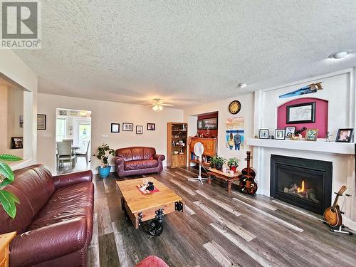 190 Redden Road, Quesnel, BC - Indoor Photo Showing Living Room With Fireplace