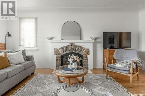 1319 Osler Street, Saskatoon, SK - Indoor Photo Showing Living Room With Fireplace