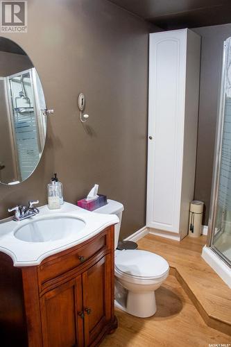 113 Hutcheson Street, Melfort, SK - Indoor Photo Showing Bathroom